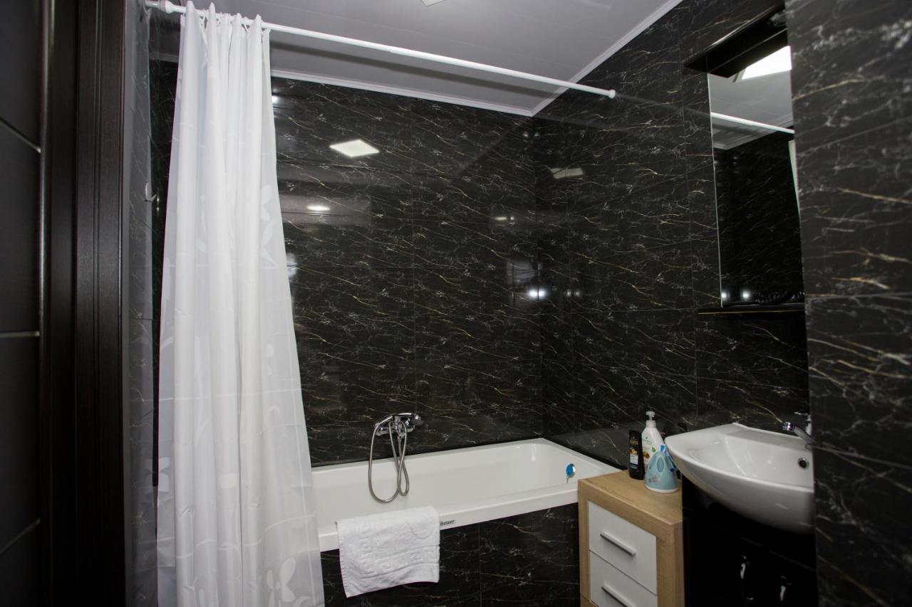 דירות Apartament Curat Si Confortabil Str. Ismail 86 In Centrul Chisinaului מראה חיצוני תמונה